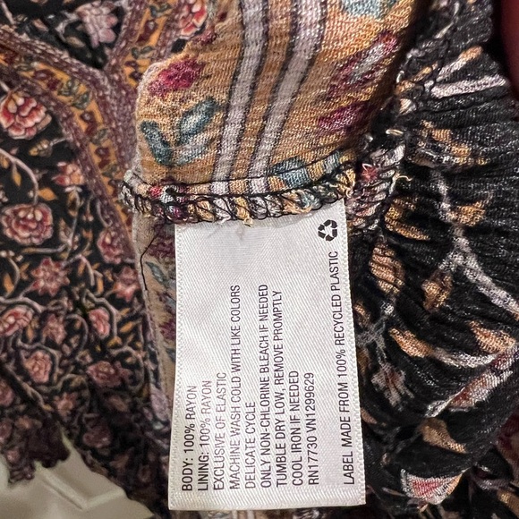 Knox Rose Medium Brown and Orange Tiered Sundress with Bishop Sleeves - Picture 4 of 11